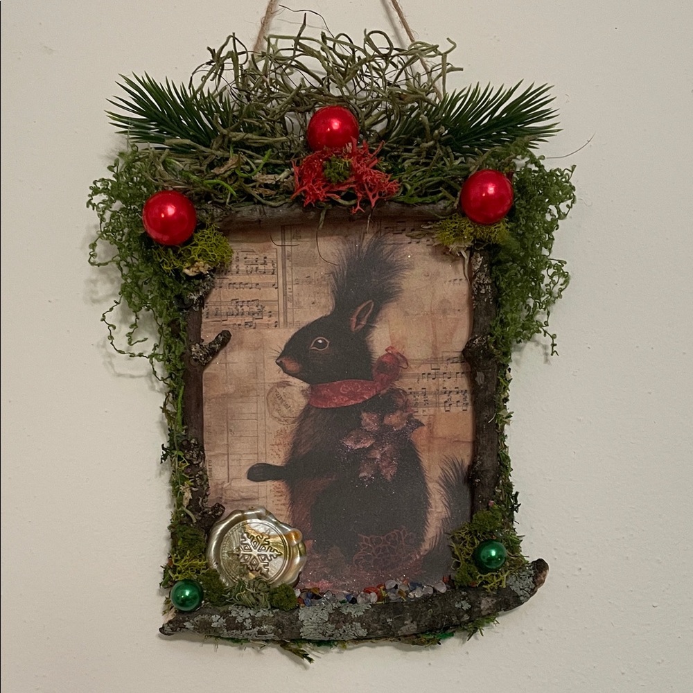 Festive Holiday Wall Hanging with Red Accents Gothic handcrafted border decor